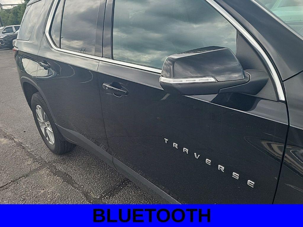 used 2022 Chevrolet Traverse car, priced at $31,722
