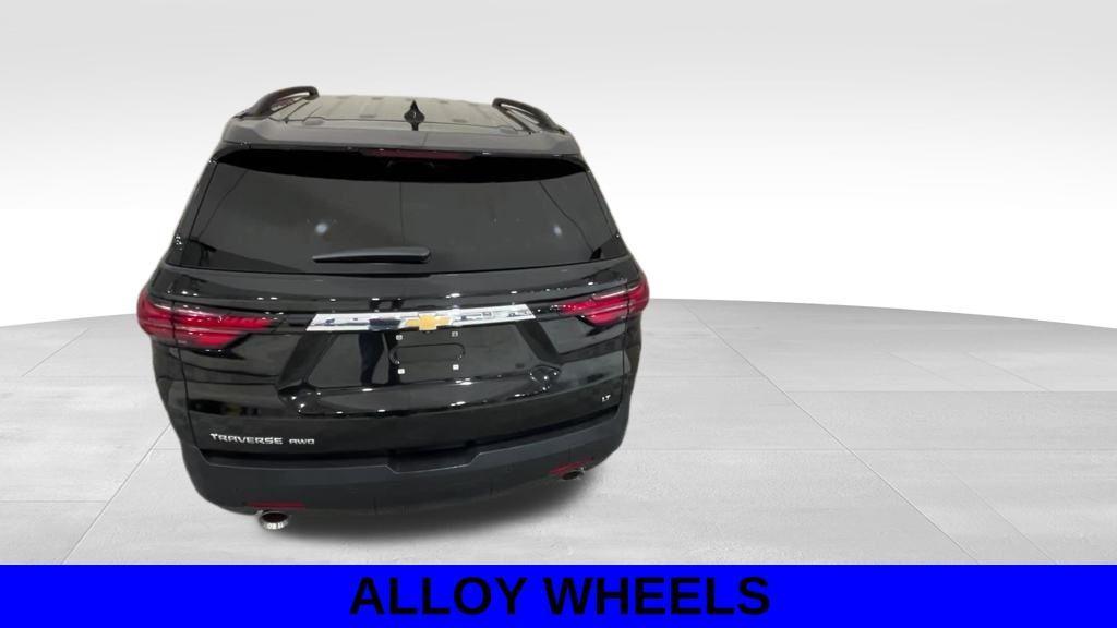 used 2022 Chevrolet Traverse car, priced at $27,763
