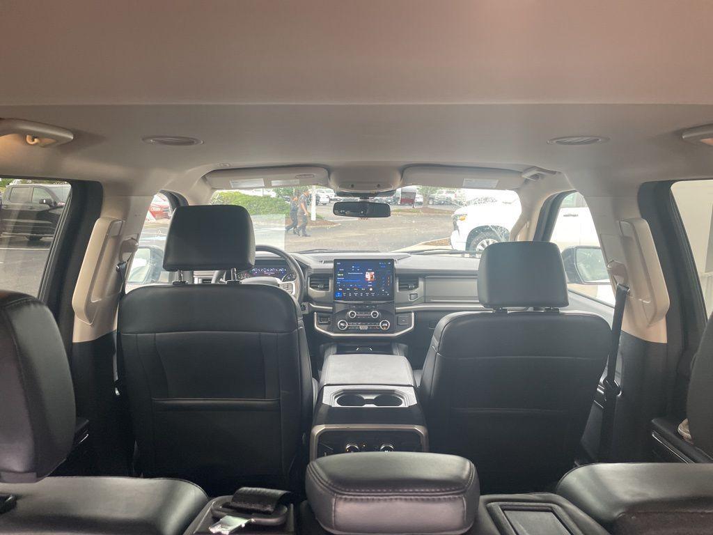 used 2024 Ford Expedition car, priced at $48,050