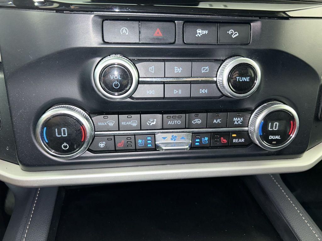 used 2024 Ford Expedition car, priced at $47,889
