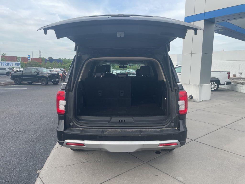 used 2024 Ford Expedition car, priced at $48,050