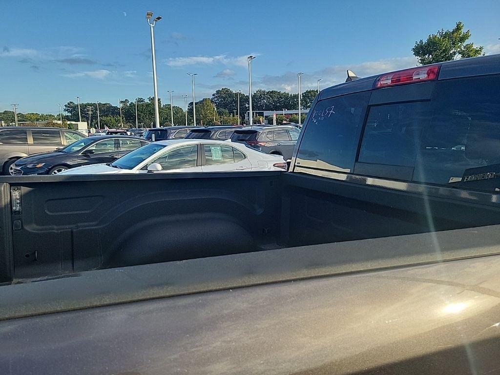 used 2022 Ram 1500 Classic car, priced at $34,000