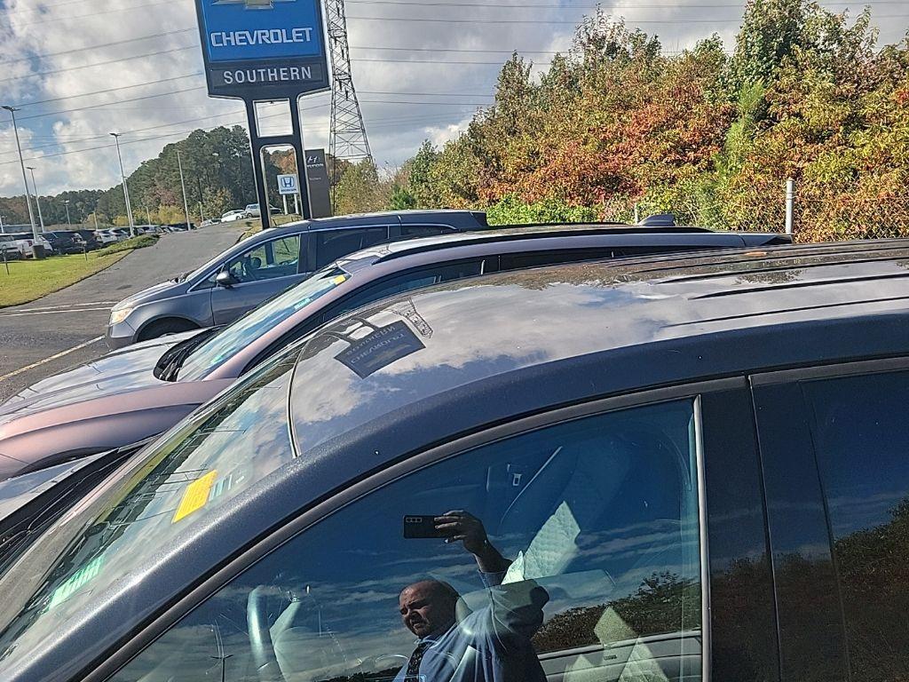 used 2020 Chevrolet Equinox car, priced at $16,999