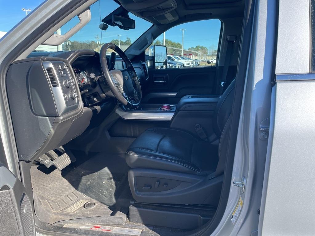 used 2018 Chevrolet Silverado 2500 car, priced at $52,577