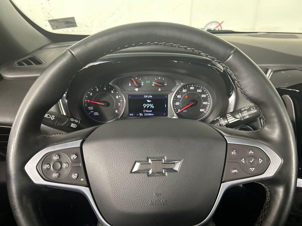 used 2023 Chevrolet Traverse car, priced at $34,881