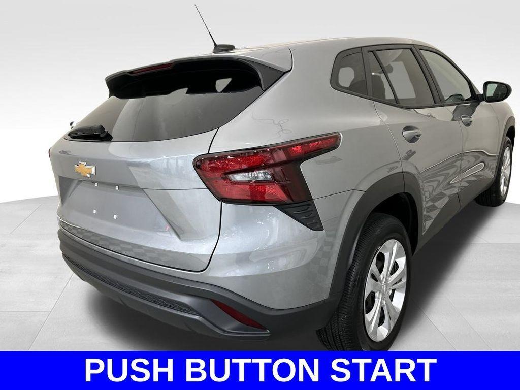 used 2024 Chevrolet Trax car, priced at $21,051