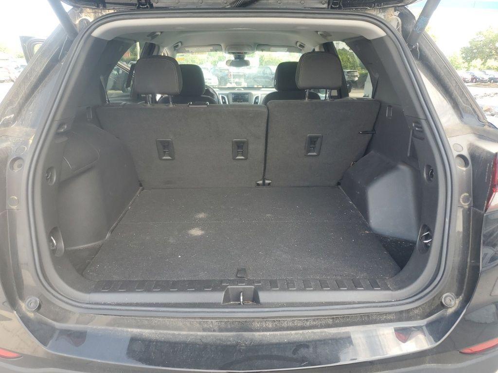 used 2022 Chevrolet Equinox car, priced at $22,703