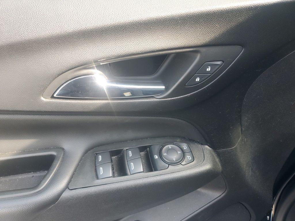 used 2022 Chevrolet Equinox car, priced at $22,703