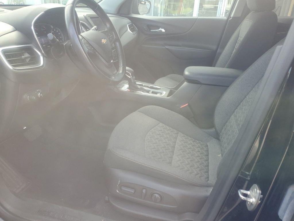 used 2022 Chevrolet Equinox car, priced at $22,703