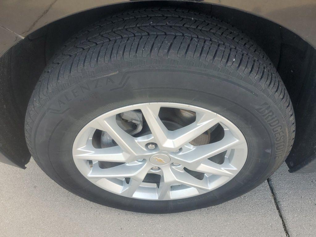 used 2022 Chevrolet Equinox car, priced at $22,703