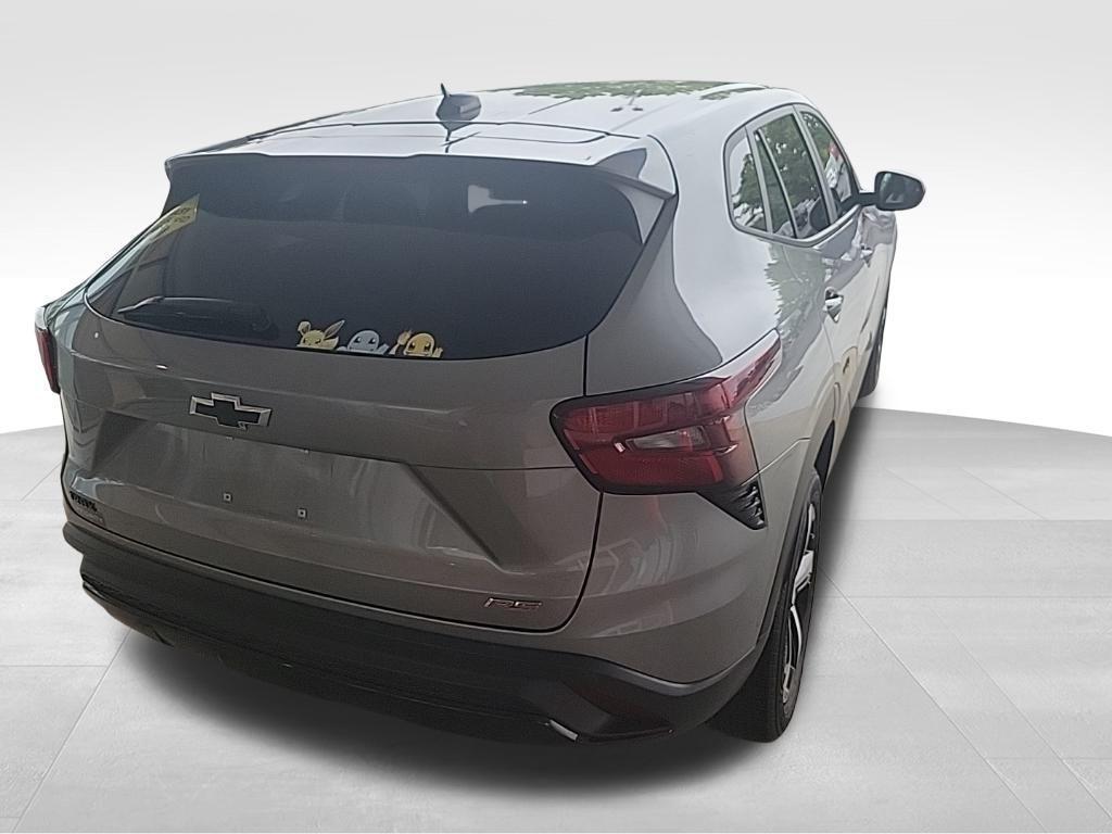 used 2024 Chevrolet Trax car, priced at $23,161