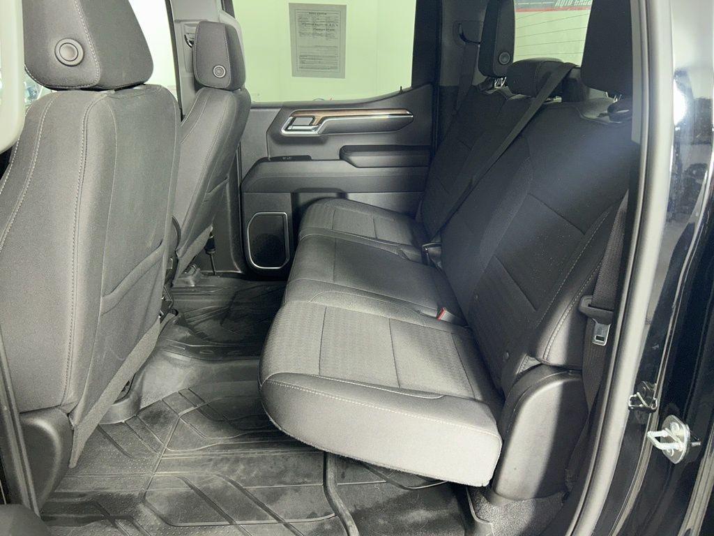used 2024 Chevrolet Silverado 1500 car, priced at $31,904