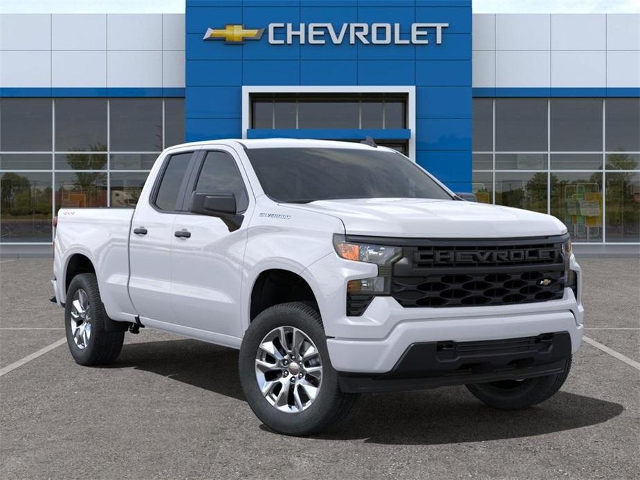 new 2025 Chevrolet Silverado 1500 car, priced at $43,018