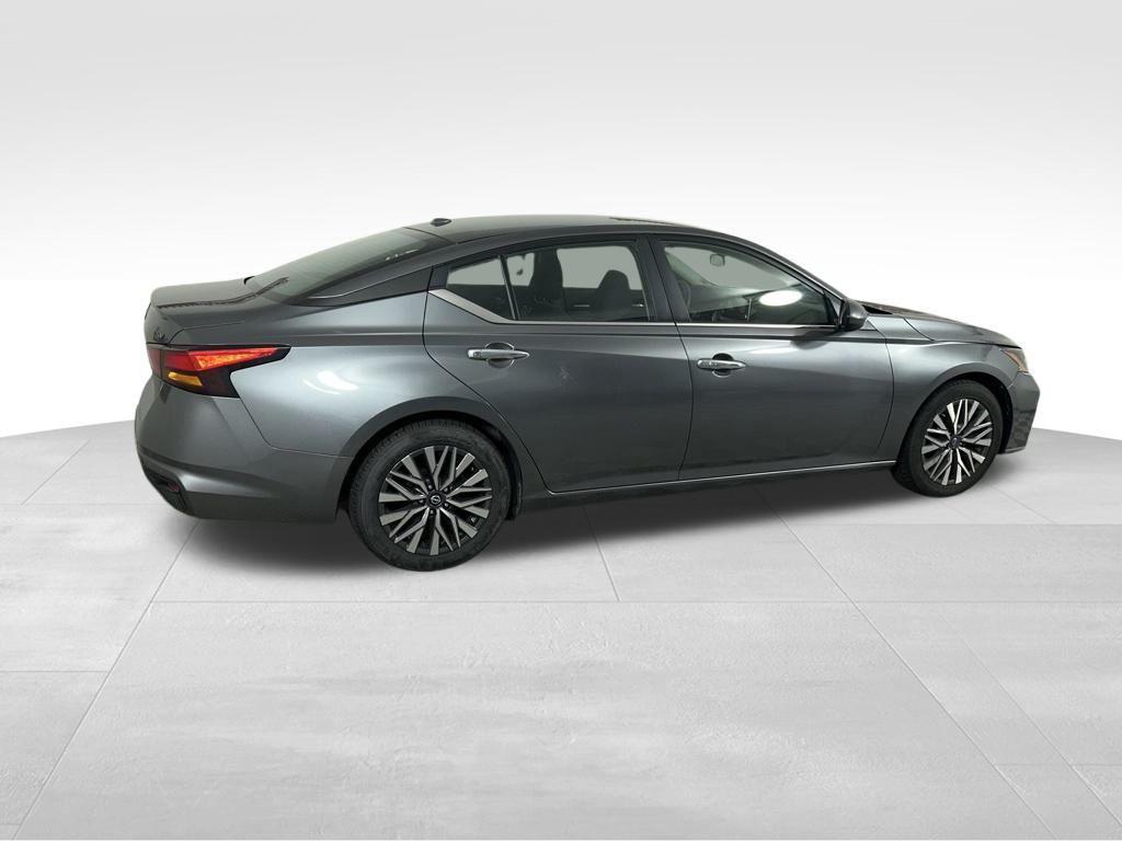 used 2023 Nissan Altima car, priced at $19,945