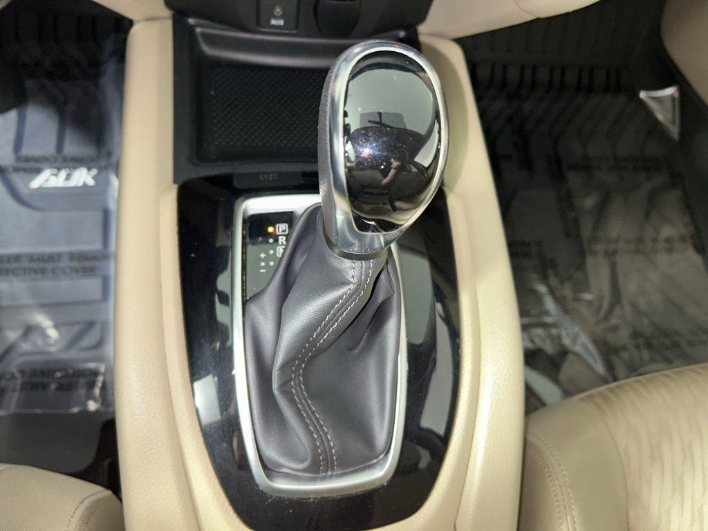 used 2017 Nissan Rogue car, priced at $15,654