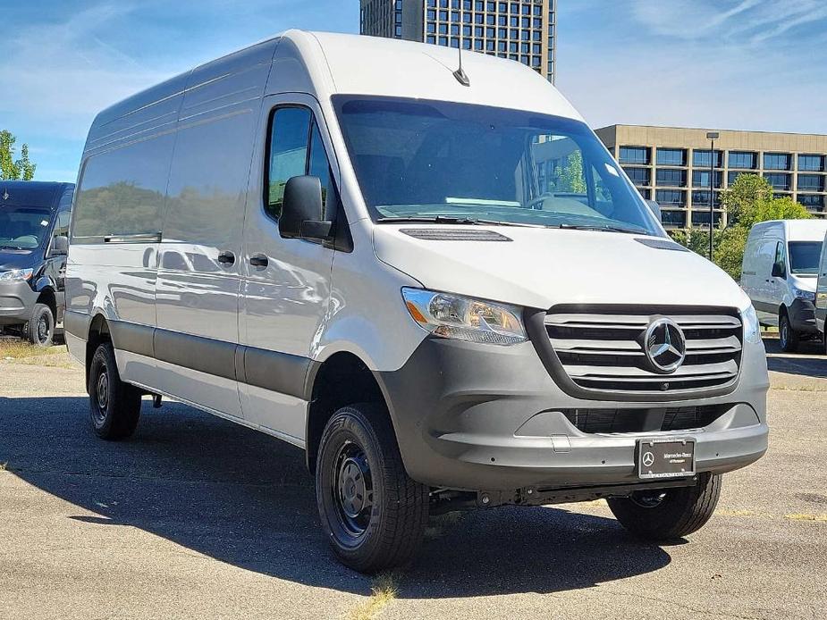 new 2024 Mercedes-Benz Sprinter 2500 car, priced at $74,820