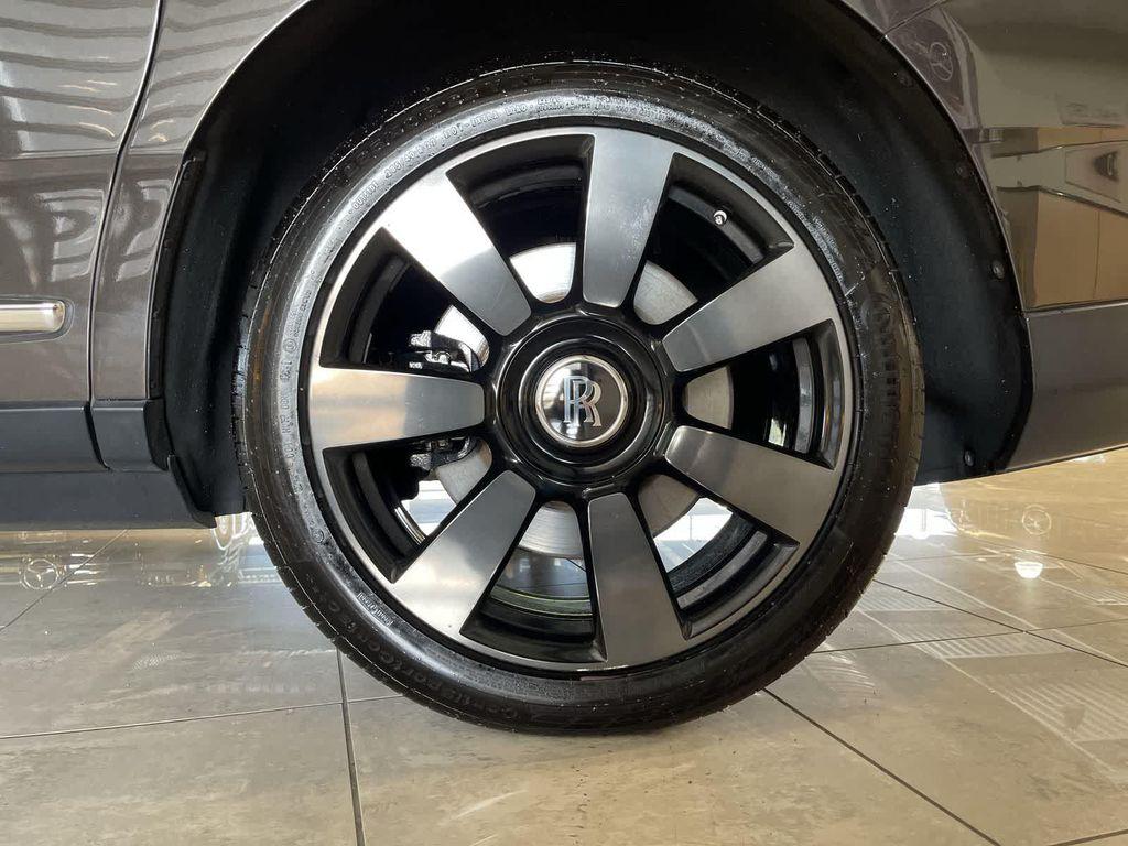 used 2019 Rolls-Royce Cullinan car, priced at $214,997