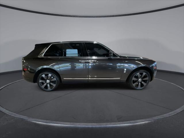 used 2019 Rolls-Royce Cullinan car, priced at $235,987