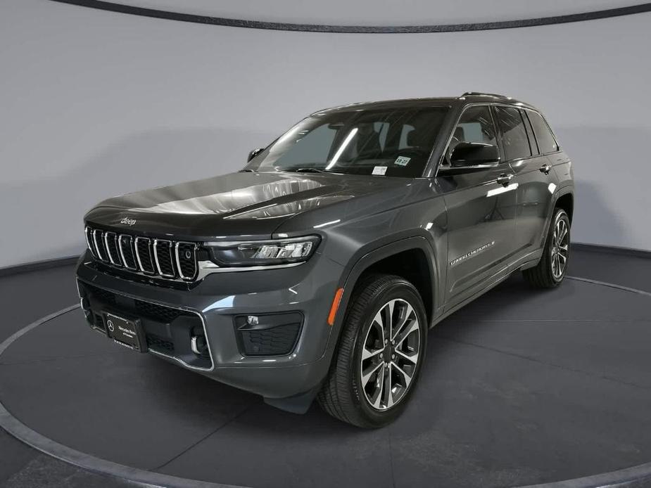 used 2022 Jeep Grand Cherokee car, priced at $40,554