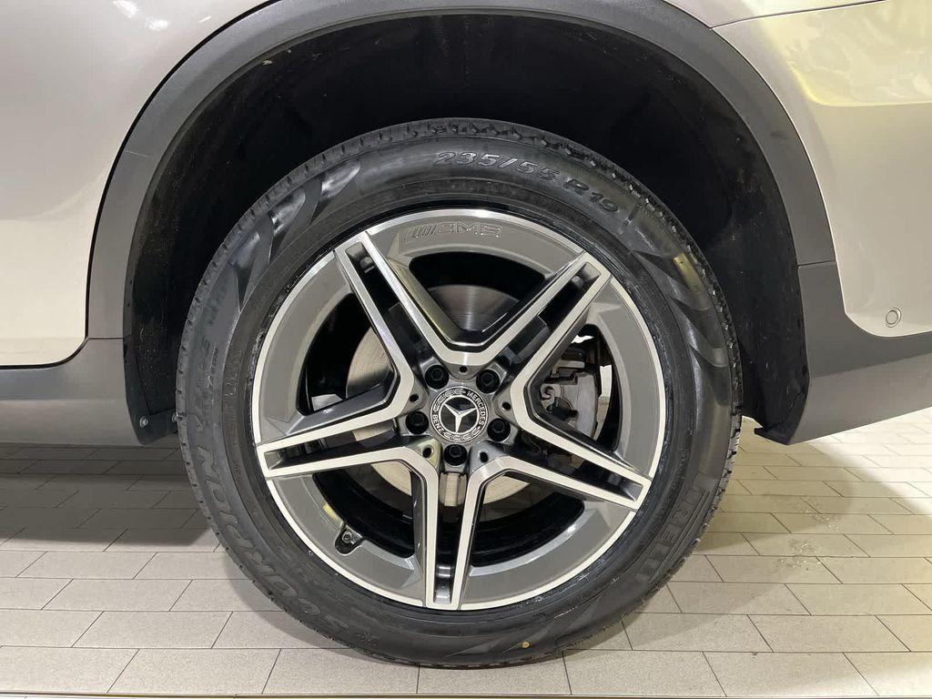 used 2022 Mercedes-Benz GLC 300 car, priced at $31,900