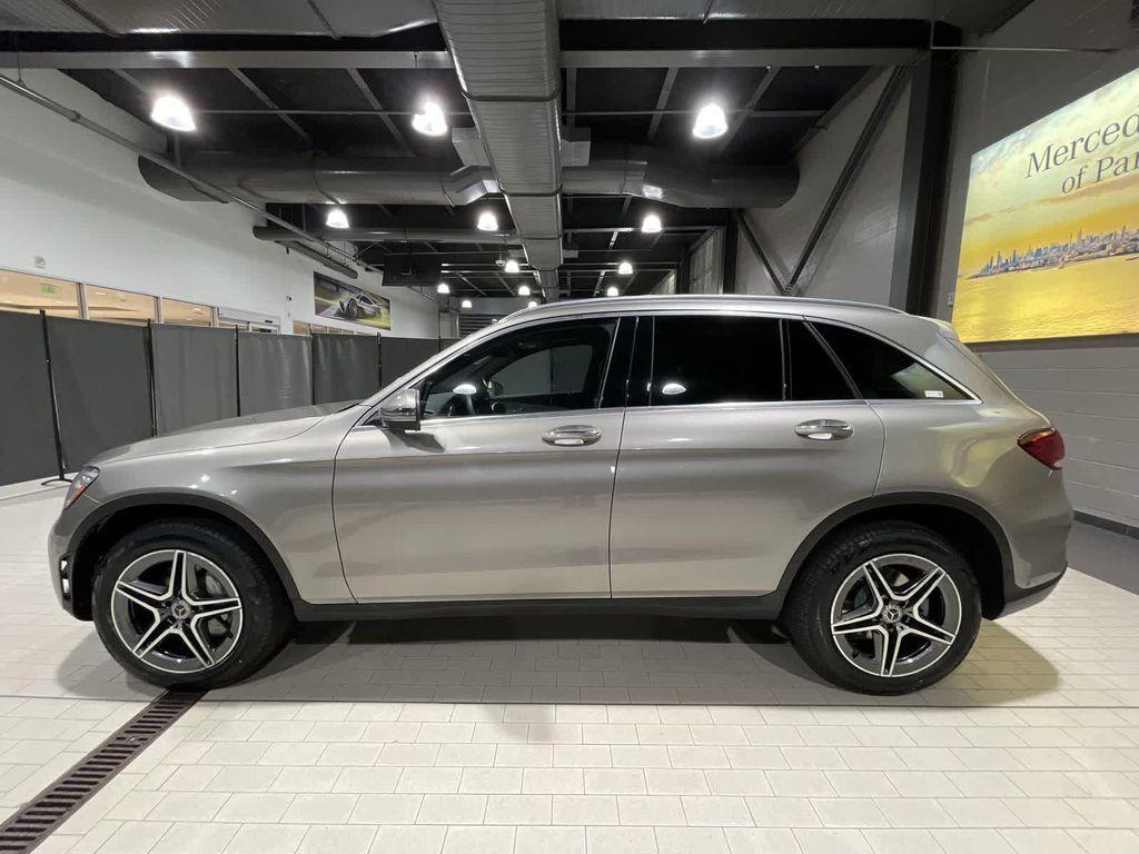 used 2022 Mercedes-Benz GLC 300 car, priced at $31,900