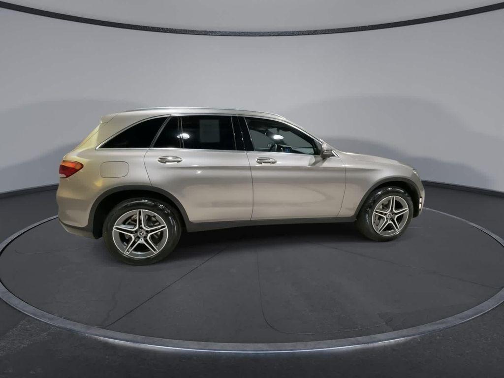 used 2022 Mercedes-Benz GLC 300 car, priced at $31,900