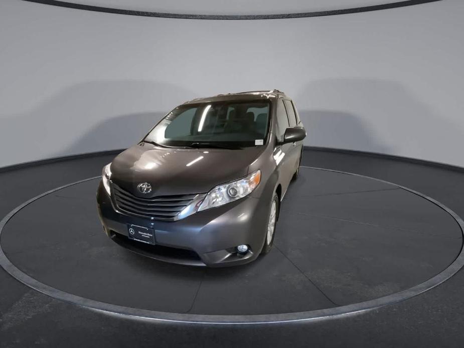 used 2017 Toyota Sienna car, priced at $26,109