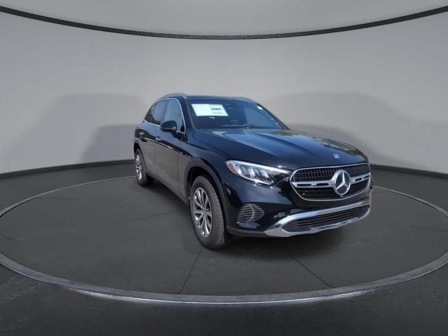 new 2025 Mercedes-Benz GLC 300 car, priced at $54,810