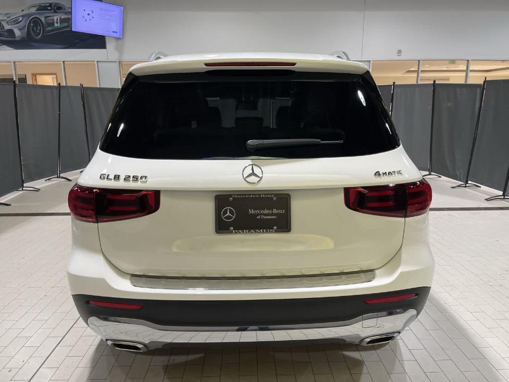 used 2025 Mercedes-Benz GLB 250 car, priced at $39,998