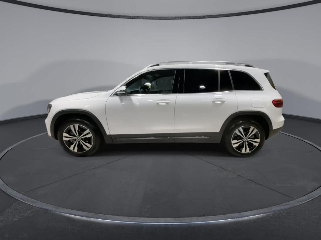 used 2025 Mercedes-Benz GLB 250 car, priced at $39,998