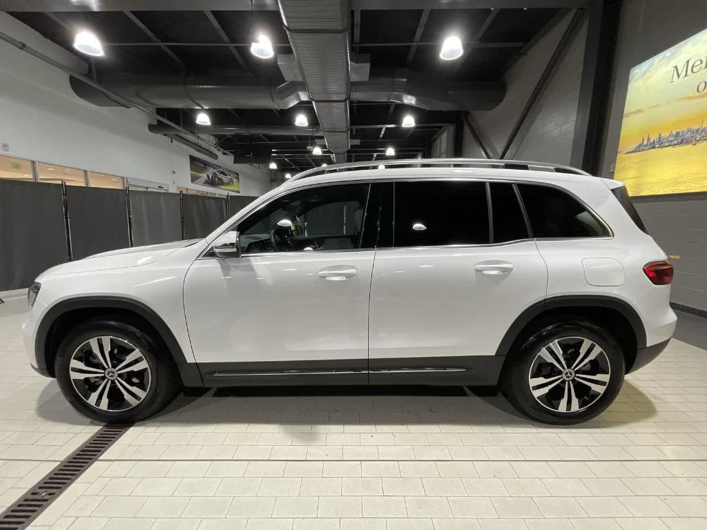 used 2025 Mercedes-Benz GLB 250 car, priced at $39,998