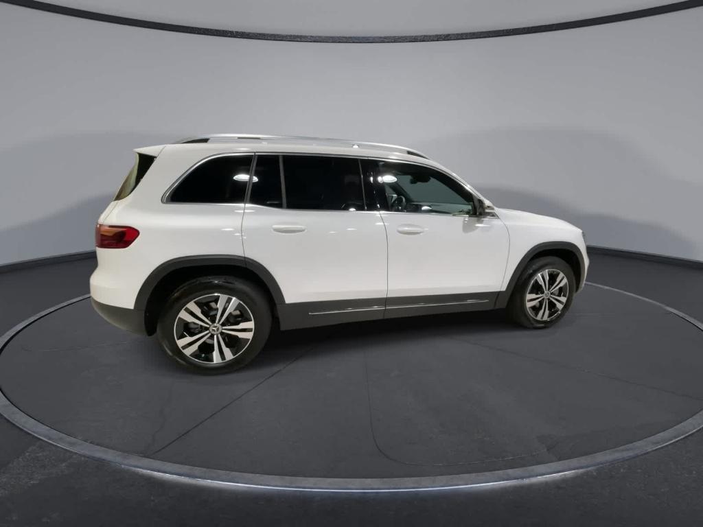 used 2025 Mercedes-Benz GLB 250 car, priced at $39,998