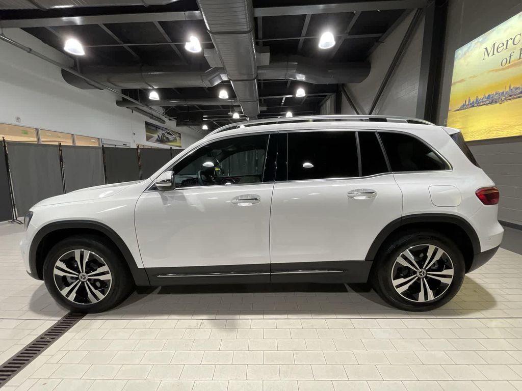 used 2025 Mercedes-Benz GLB 250 car, priced at $41,998