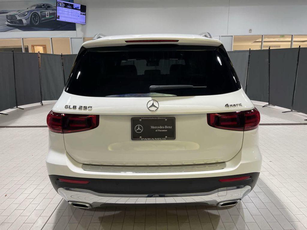 used 2025 Mercedes-Benz GLB 250 car, priced at $41,998