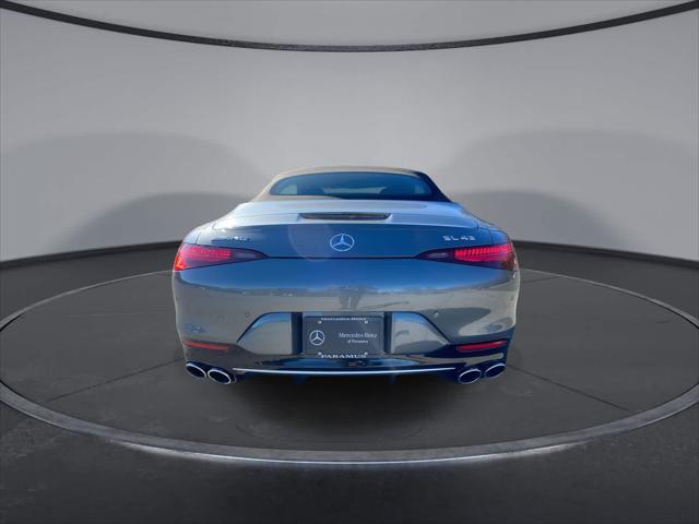 new 2024 Mercedes-Benz AMG SL 43 car, priced at $111,665