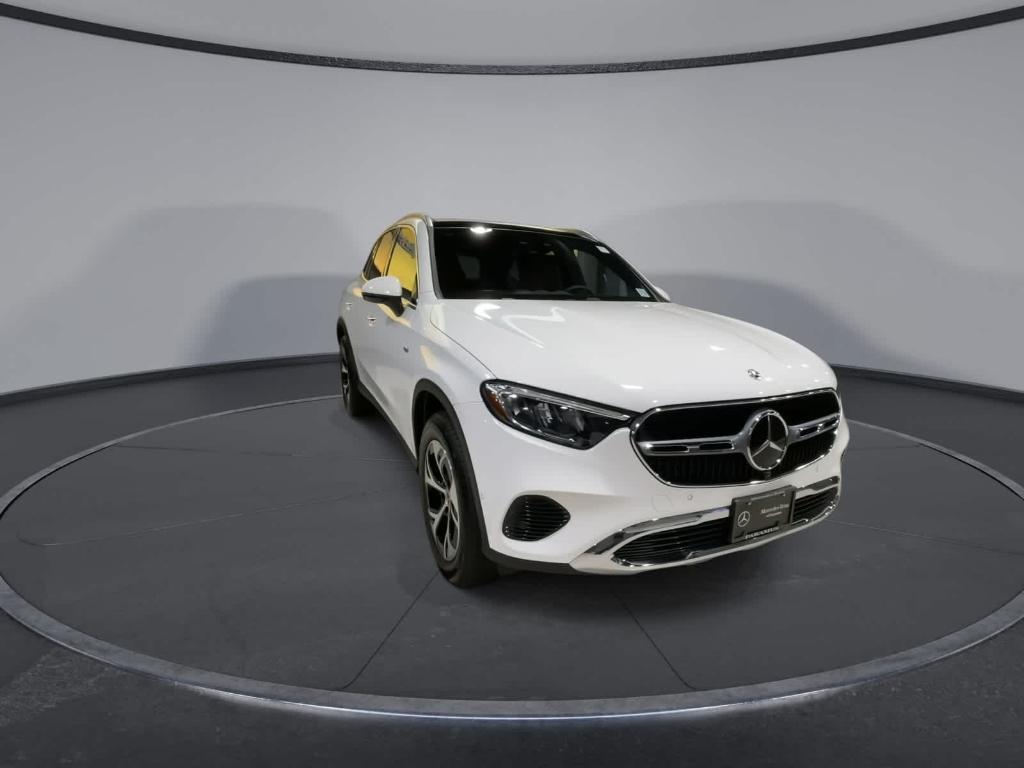 used 2025 Mercedes-Benz GLC 350e car, priced at $59,998