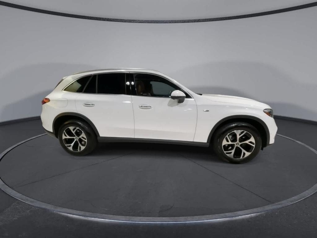 used 2025 Mercedes-Benz GLC 350e car, priced at $59,998