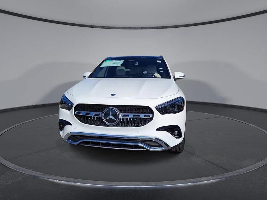 new 2024 Mercedes-Benz GLA 250 car, priced at $49,385