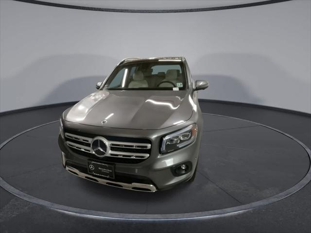 used 2021 Mercedes-Benz GLB 250 car, priced at $27,172