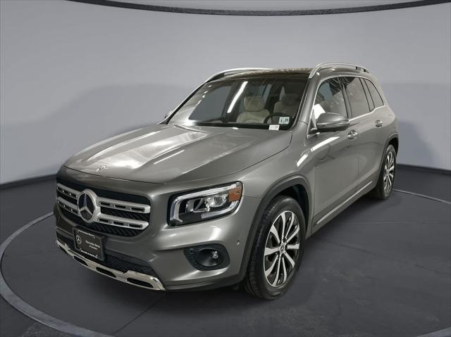 used 2021 Mercedes-Benz GLB 250 car, priced at $27,172