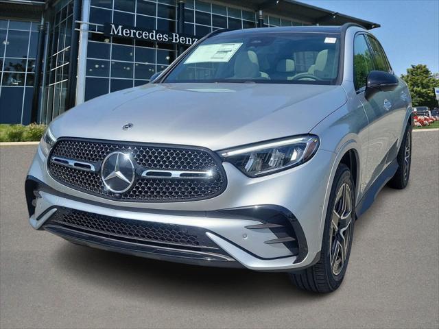 new 2024 Mercedes-Benz GLC 300 car, priced at $57,875