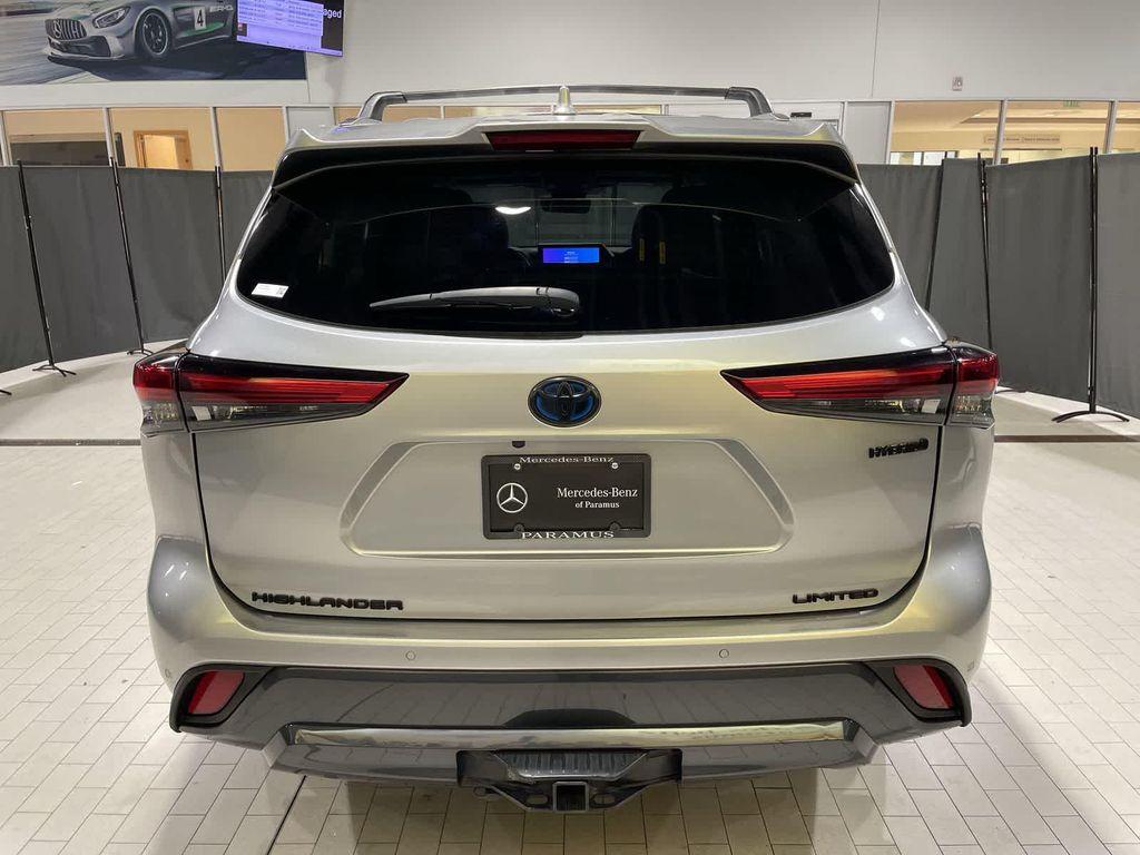 used 2023 Toyota Highlander Hybrid car, priced at $41,778