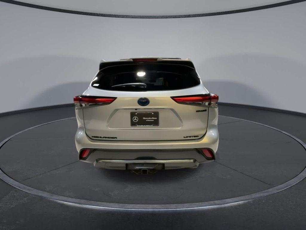 used 2023 Toyota Highlander Hybrid car, priced at $41,778