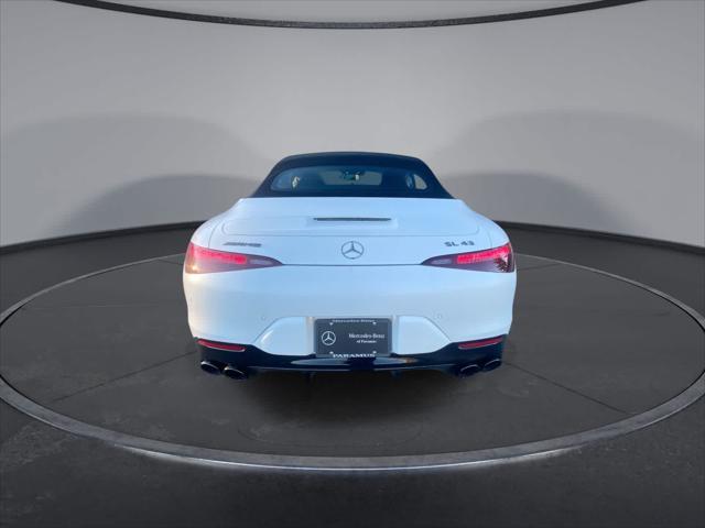 new 2024 Mercedes-Benz AMG SL 43 car, priced at $126,155