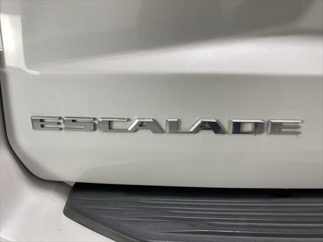 used 2021 Cadillac Escalade ESV car, priced at $67,112