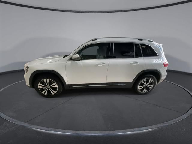used 2025 Mercedes-Benz GLB 250 car, priced at $47,998