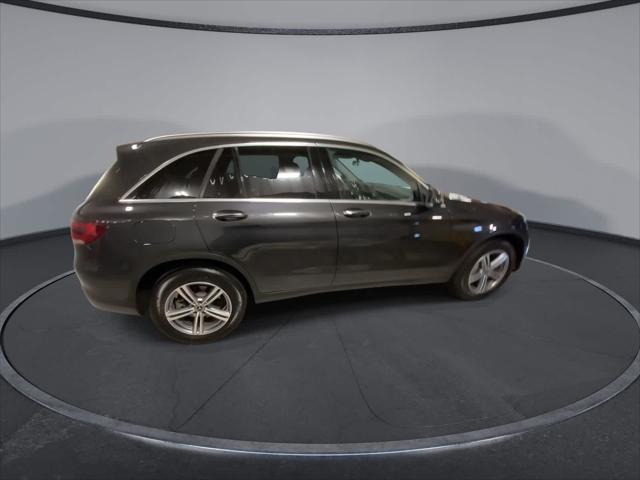 used 2021 Mercedes-Benz GLC 300 car, priced at $33,107