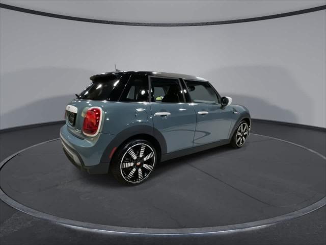 used 2023 MINI Hardtop car, priced at $25,648
