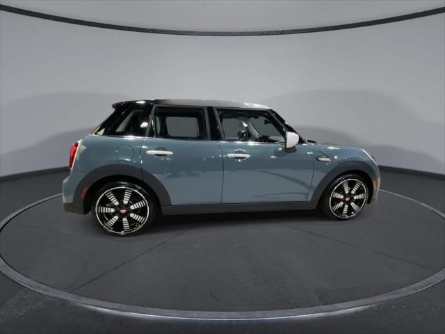 used 2023 MINI Hardtop car, priced at $25,648