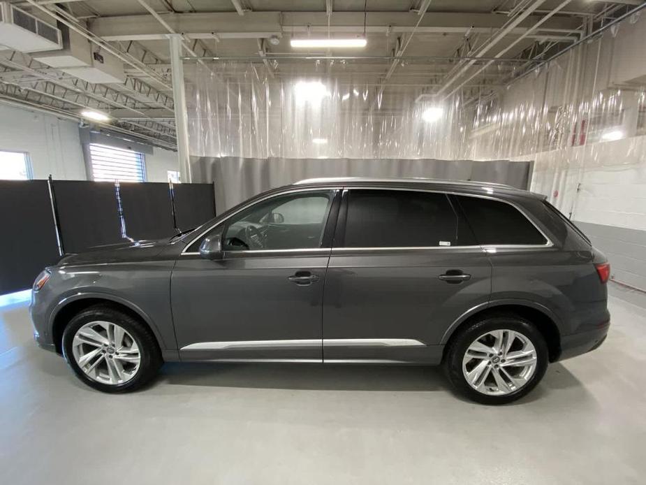 used 2020 Audi Q7 car, priced at $30,998